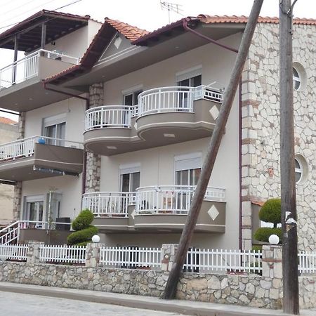 Villa George Giov 사르티 외부 사진